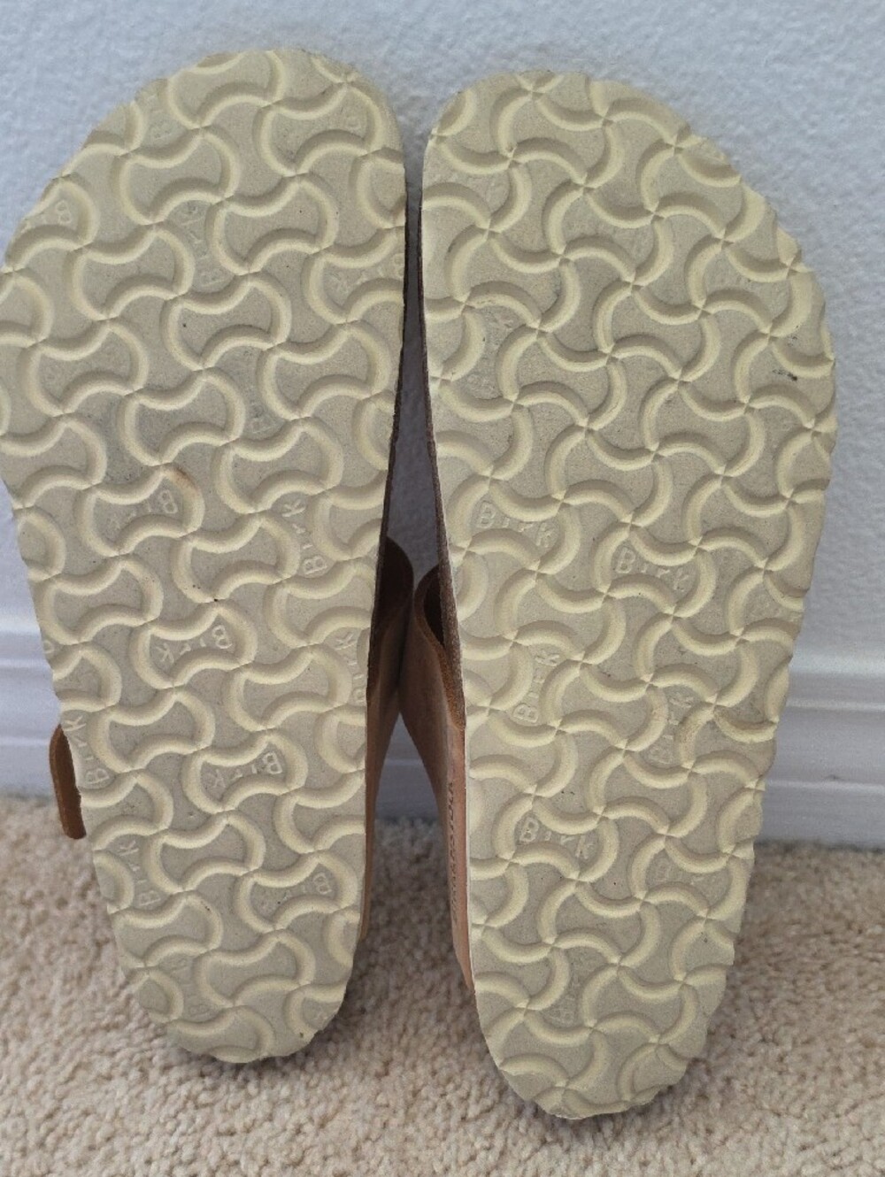 Birkenstock Brown Suede Gizeh Sandals with Gold Buckles - Picture 5 of 9